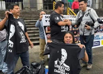 Periodistas y colectivos en Guatemala exigen independencia judicial y libertad de José Rubén Zamora