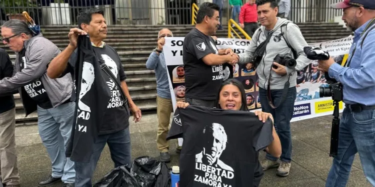 Periodistas y colectivos en Guatemala exigen independencia judicial y libertad de José Rubén Zamora