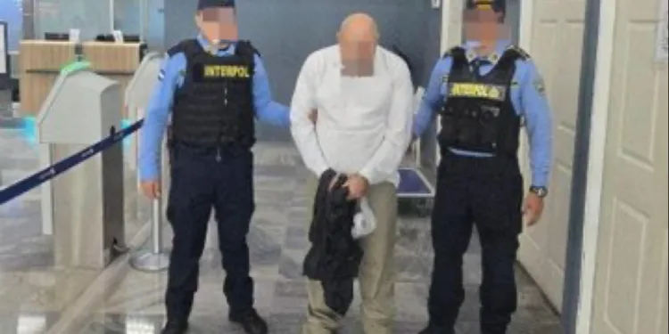EE UU extradita a Honduras a hombre acusado de homicidio