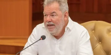 Alcalde de San Pedro Sula denuncia persecución política del oficialismo y carga contra Mel Zelaya