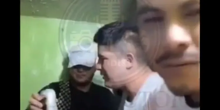 Reos transmiten en vivo desde cárcel guatemalteca y burlan controles del Sistema Penitenciario