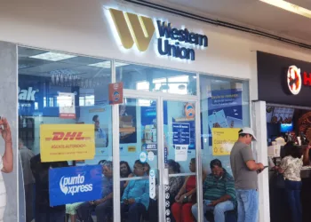 Los hogares en el Triángulo Norte de Centroamérica recibieron $125 millones diarios en remesas el primer semestre de 2025