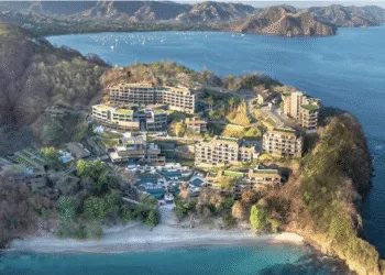 La cadena de hoteles Hilton inaugura lujoso Waldorf Astoria en Guanacaste, Costa Rica