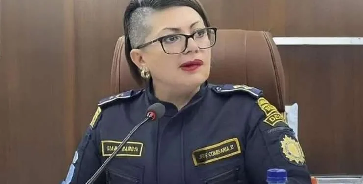 Críticas por apariencia generan polémica en Guatemala: ministro respalda a jefa policial