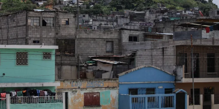 Pandillas detrás de la mayoría de usurpaciones en Ciudad de Guatemala: menos del 1% termina en desalojo