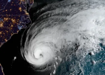 Huracanes Humberto e Imelda encienden alertas en el Caribe y la costa este de Estados Unidos