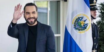 Asociación de Periodistas de El Salvador denuncia que ley de agentes extranjeros es “asfixiante” y limita cooperación internacional