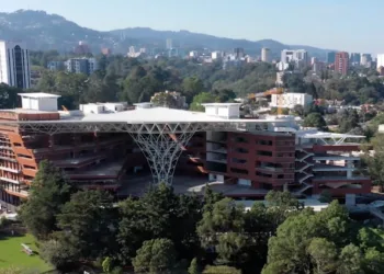 Solo tres universidades privadas de Centroamérica figuran entre las mejores del mundo