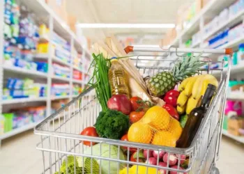 Familias centroamericanas van menos al supermercado pero compran más productos y de mejor calidad, revela estudio