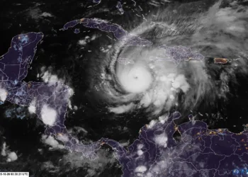 Huracán Melissa alcanza categoría 5 y amenaza con inundaciones catastróficas en el Caribe