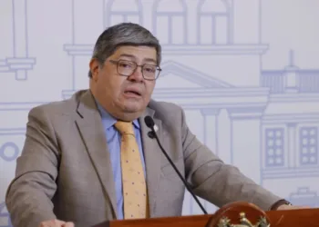 Segunda orden de captura contra exministro de Gobernación de Guatemala por presunto fraude en compra de uniformes