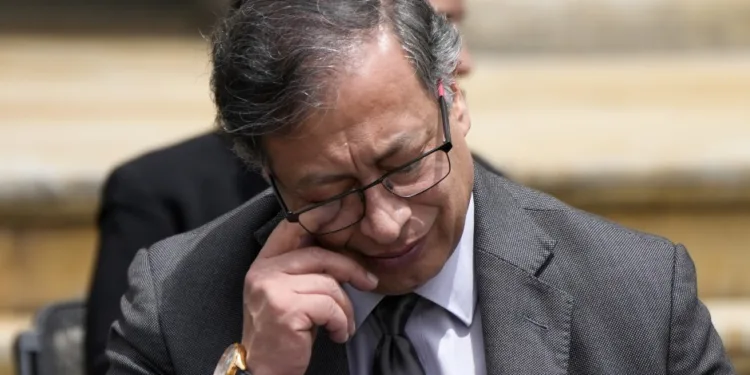 EE UU sanciona a Gustavo Petro y su familia por presuntos vínculos con el narcotráfico; el colombiano se victimiza