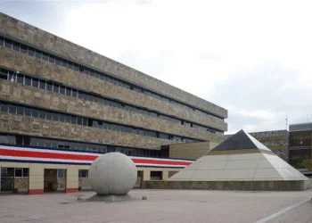 La Corte Suprema de Costa Rica analiza acusación contra presidente Rodrigo Chaves por financiamiento ilícito