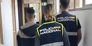 La Policía española detuvo en Madrid a un fugitivo costarricense buscado por agresión sexual a una menor