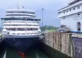 Panamá inaugura la temporada de cruceros 2025-2026 con el paso del Queen Elizabeth por el Canal
