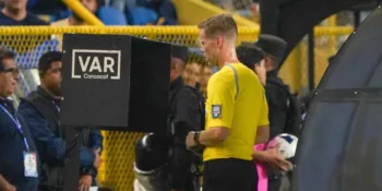 La polémica no se digiere en El Salvador un día después de la derrota ante Panamá en la eliminatoria mundialista