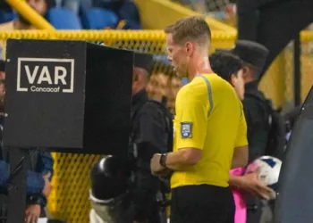 La polémica no se digiere en El Salvador un día después de la derrota ante Panamá en la eliminatoria mundialista