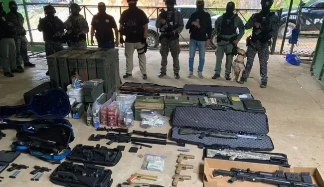 Liberan a la abuela del arsenal en Panamá: todas sus armas están registradas legalmente