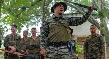 Soldados de EE UU realizan ejercicios de supervivencia y combate en Panamá