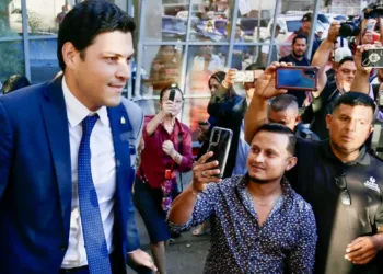 Honduras: Denuncias, audios y acusaciones de espionaje agitan el panorama electoral a 38 días de los comicios