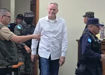 Estadounidense condenado a más de 37 años de prisión en Honduras por trata de personas y pornografía infantil