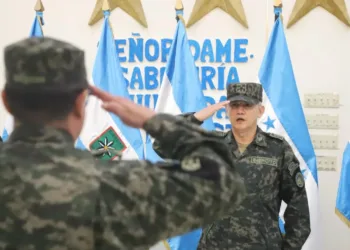 Fuerzas Armadas de Honduras quedan a disposición del Consejo Electoral tras orden de la presidenta Xiomara Castro y en medio de tensión política