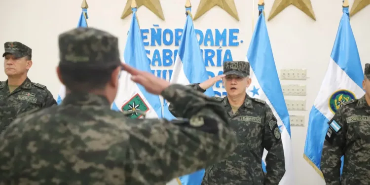 Fuerzas Armadas de Honduras quedan a disposición del Consejo Electoral tras orden de la presidenta Xiomara Castro y en medio de tensión política