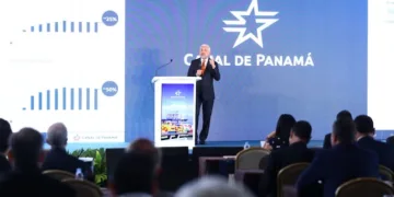 El Canal de Panamá invertirá $2,600 millones en dos nuevos puertos para 2029