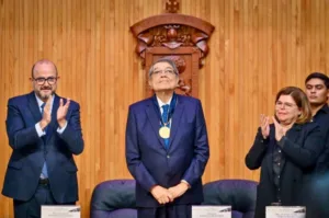 Escritor Sergio Ramírez Mercado.