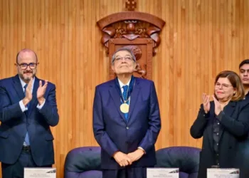 Escritor Sergio Ramírez Mercado.