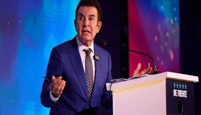 Nasralla lidera intención de voto en Honduras a un mes de elecciones, según encuesta