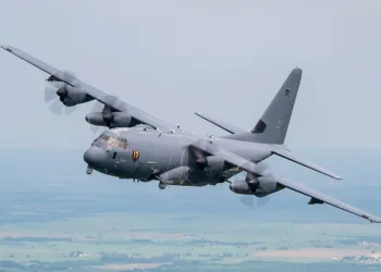 Estados Unidos despliega aviones militares de ataque en El Salvador