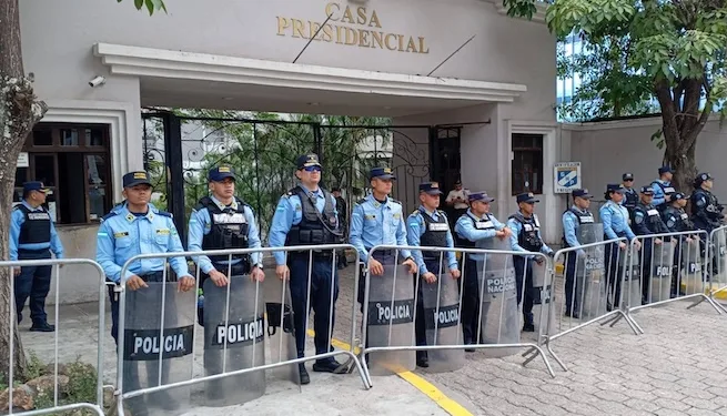 Acelerado deterioro institucional en Honduras eleva riesgo fiscal y establidad económica, advierte Foro