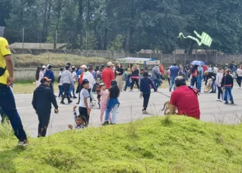 ¡Cuidado! Volar barriletes cerca de aeropuertos pone en riesgo vidas, advierten autoridades en Guatemala