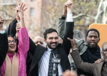 Zohran Mamdani es elegido nuevo alcalde de Nueva York: quién es el político progresista que promete transformar la ciudad