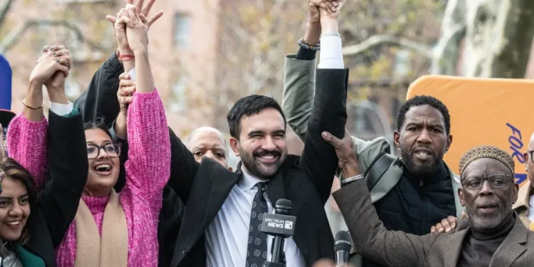 Zohran Mamdani es elegido nuevo alcalde de Nueva York: quién es el político progresista que promete transformar la ciudad