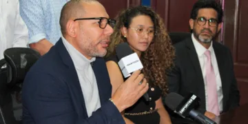 Hermano de Bukele oficializa su candidatura a la presidencia de la Federación Salvadoreña de Fútbol