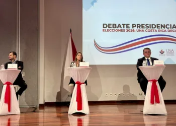Debate presidencial en Costa Rica 2026: candidatos discuten sobre oro, gas, salud y seguridad en la Universidad Nacional