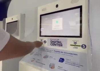 El Salvador busca la digitalización total de trámites de tránsito y transporte