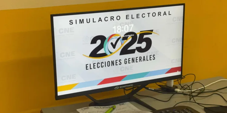 Honduras: Consejero electoral afirma que el simulacro “fracasó” y advierte falta de garantías en sistema de transmisión