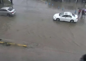 Fuertes lluvias en Honduras y Guatemala provocan inundaciones y alertas en el norte de la región