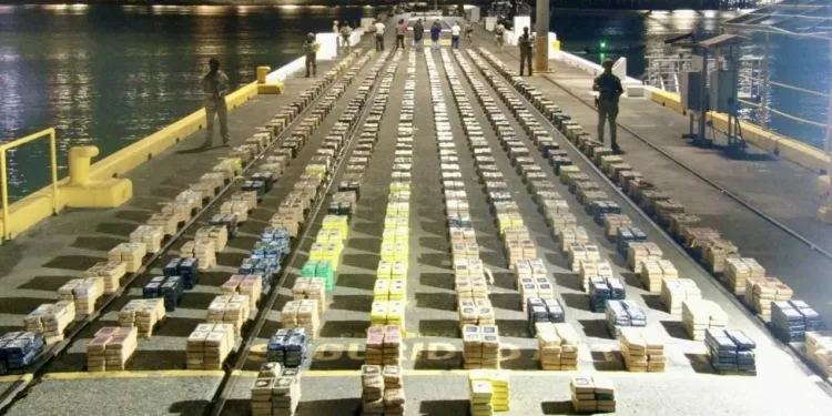 EE UU felicita a Panamá por operativo que permitió incautación de 13 toneladas de cocaína en el Pacífico