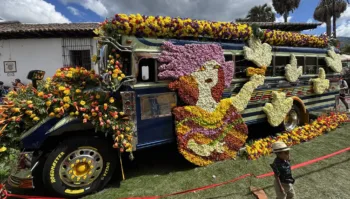 Festival de las Flores en Antigua Guatemala recibe más de 300 mil visitantes en su novena edición