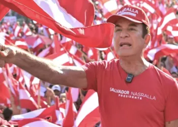 Candidato liberal afirma que solo el Partido oficialista Libre podría cometer fraude electoral en Honduras