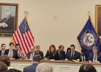 Congresistas de EE UU advierten sobre riesgos democráticos en Honduras durante audiencia sobre elecciones y el impacto en la estabilidad regional