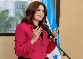 Candidata oficialista acusa a congresista estadounidense de injerencia en las elecciones de Honduras