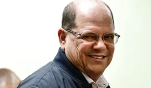 FIFA sanciona a presidente de Federación Panameña de Fútbol con seis meses de inhabilitación