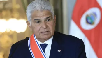 Presidente de Panamá acusa de “hipocresía” a críticos tras polémica frase sobre magistrados del Tribunal Electoral