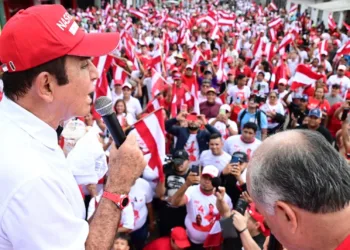 Elecciones en Honduras: Nasralla denuncia violencia, Asfura afirma que será presidente y Moncada insiste en “refundar” el país