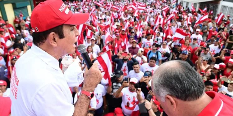 Elecciones en Honduras: Nasralla denuncia violencia, Asfura afirma que será presidente y Moncada insiste en “refundar” el país